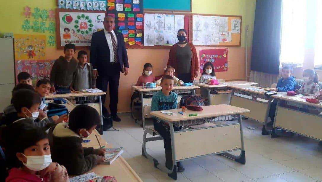 İlçe Milli Eğitim Müdürümüz Süleyman İZGİ, Eskiköy İlk ve Ortaokulunu Ziyaret Etti